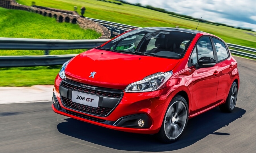 Peugeot develó el 208 GT que llegará a Argentina en 2016